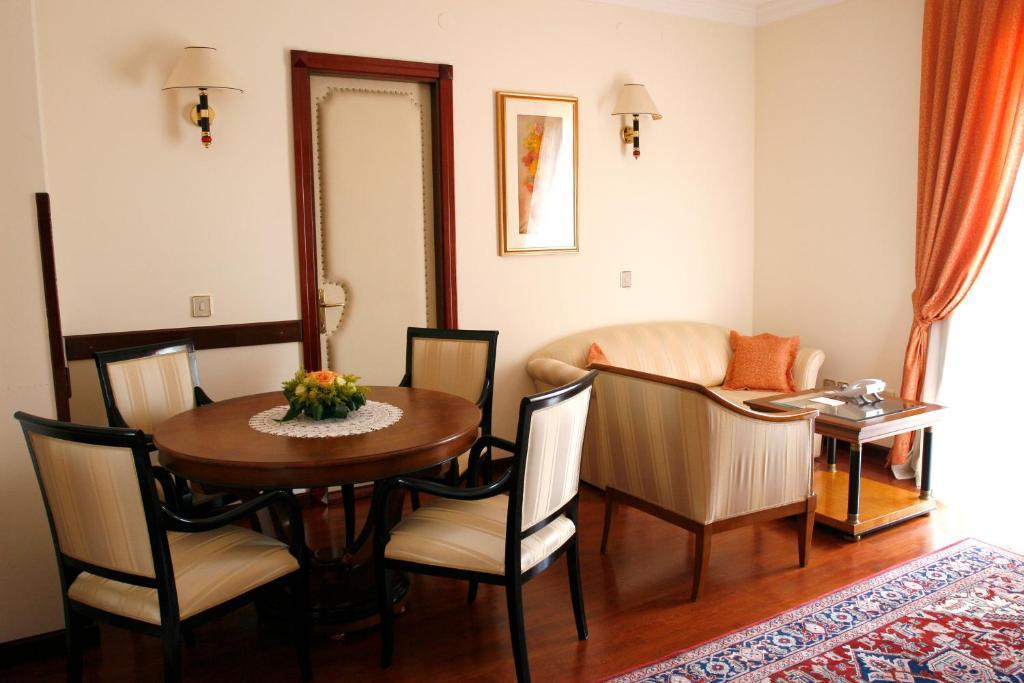 Hotel Mozart Opatija Cameră foto