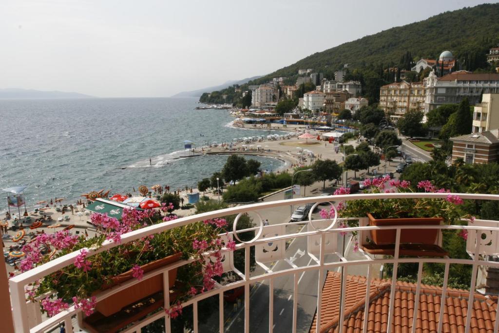 Hotel Mozart Opatija Cameră foto